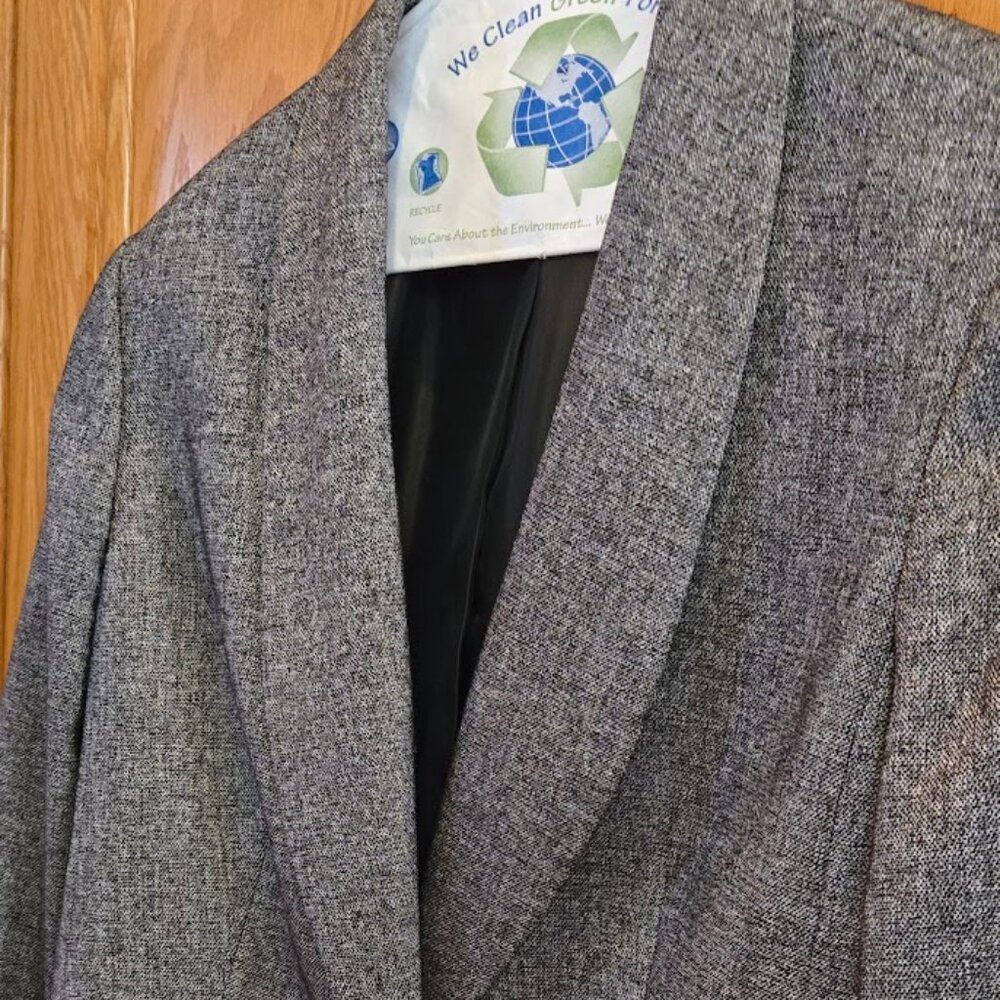 Women's 9 West Grey Sport Jacket Size 10 - Picture 2 of 5